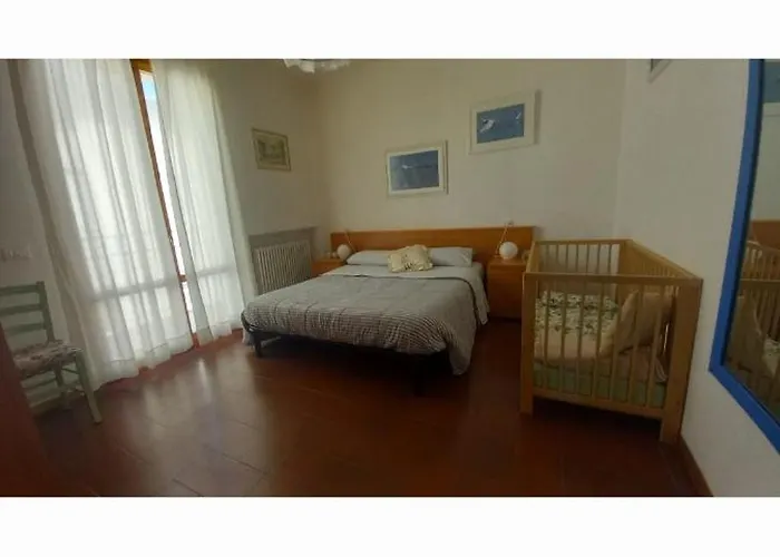 公寓 Vacanze 11b 贝拉里亚-伊贾马里纳